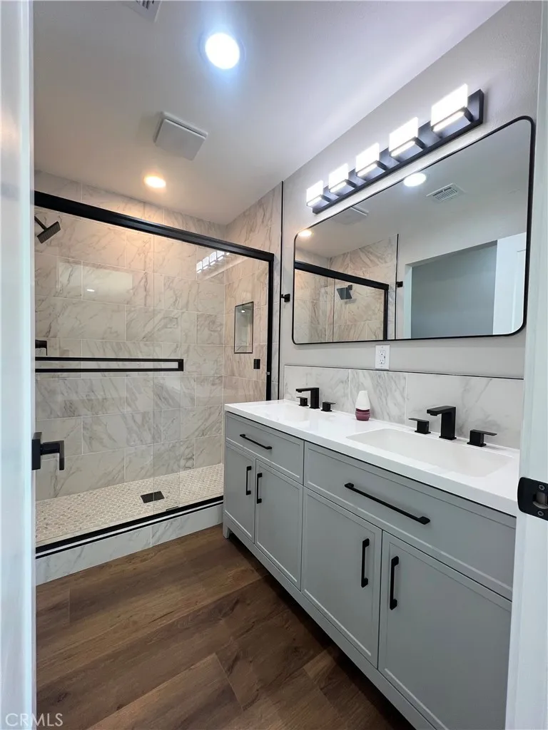 9506 East Avenue T-14 Littlerock, CA 93543