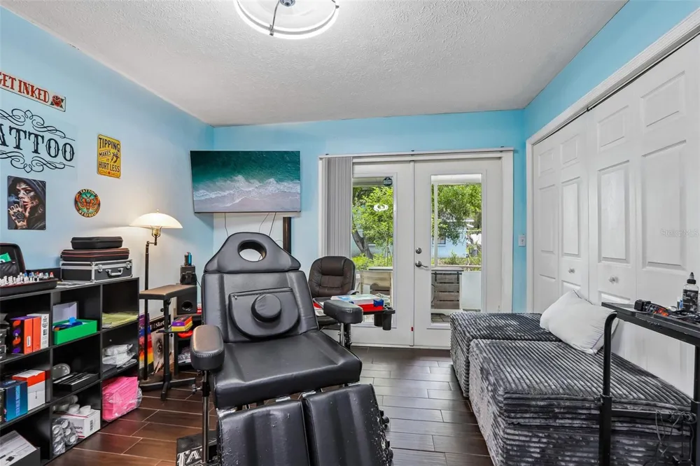 4001 BAINWOOD COURT Tampa, FL 33614