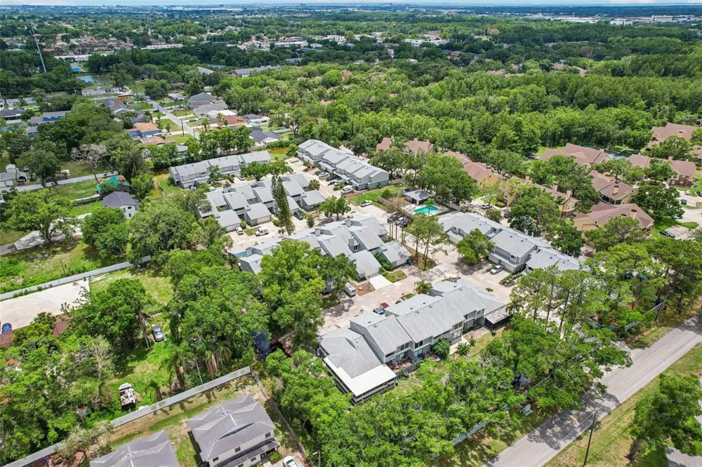 4001 BAINWOOD COURT Tampa, FL 33614