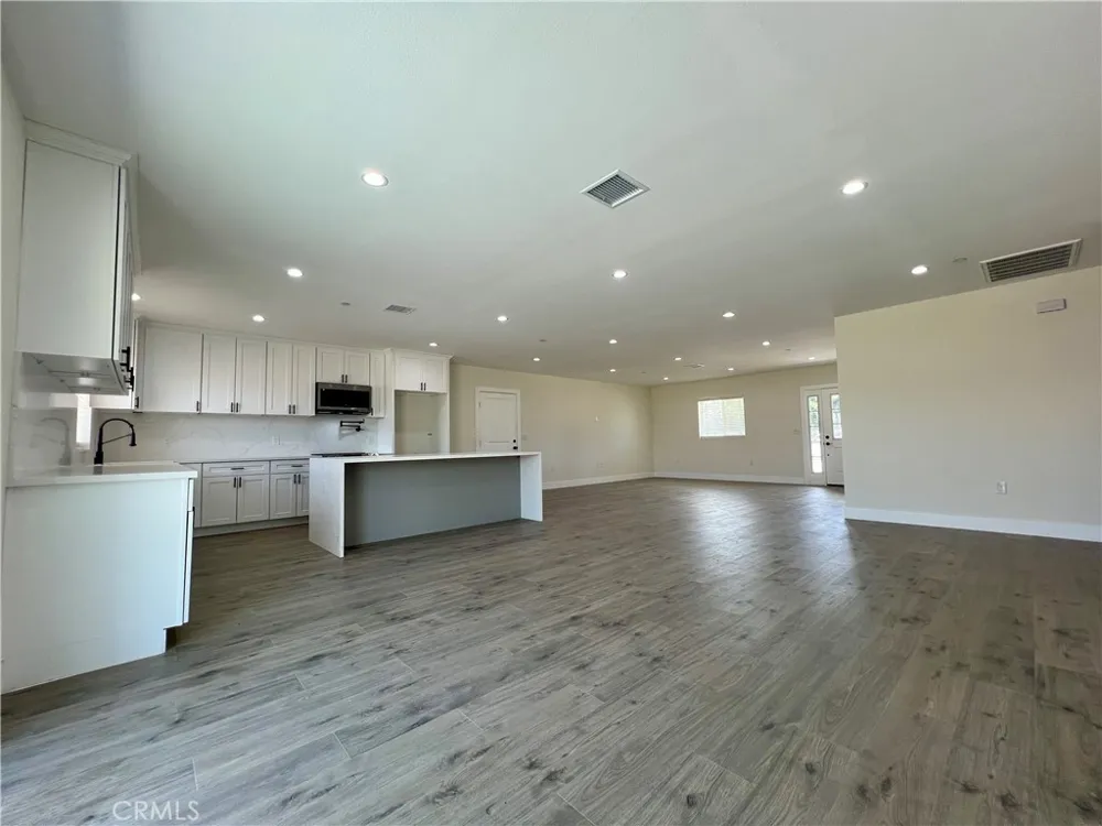 9737 East Avenue Q-4 Littlerock, CA 93543