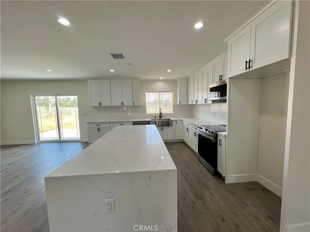 9737 East Avenue Q-4 Littlerock, CA 93543