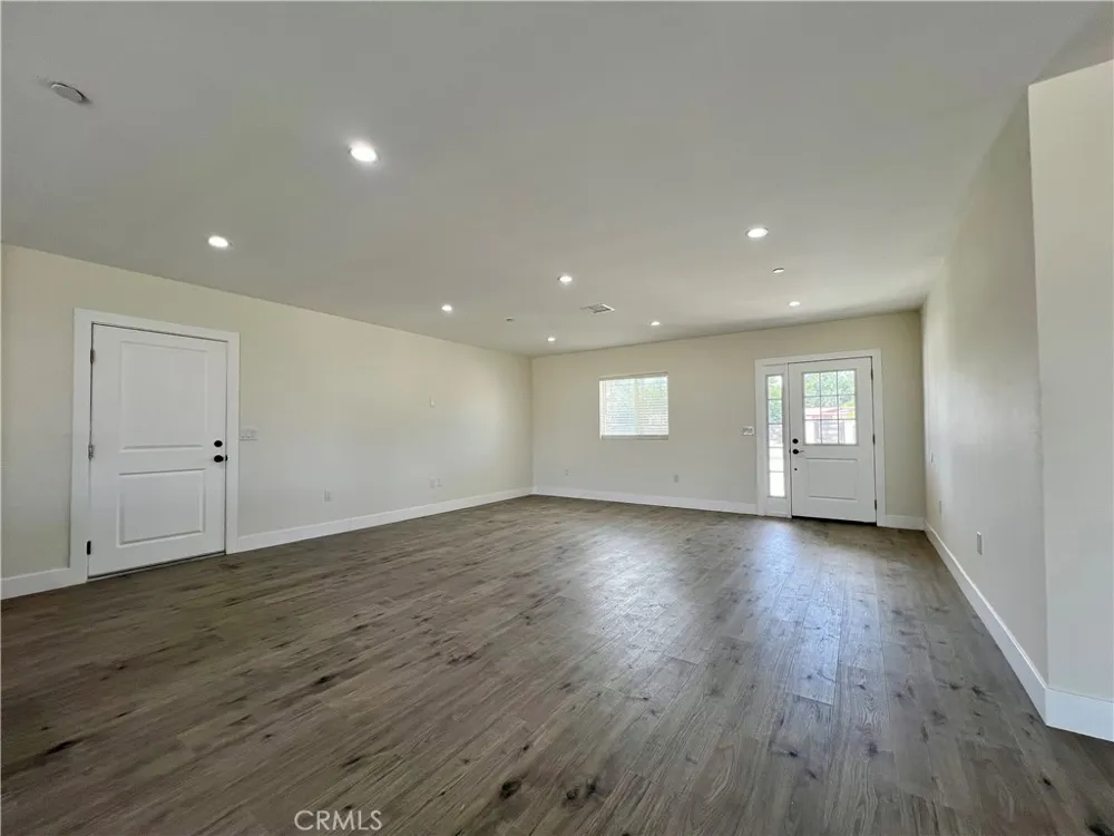 9737 East Avenue Q-4 Littlerock, CA 93543