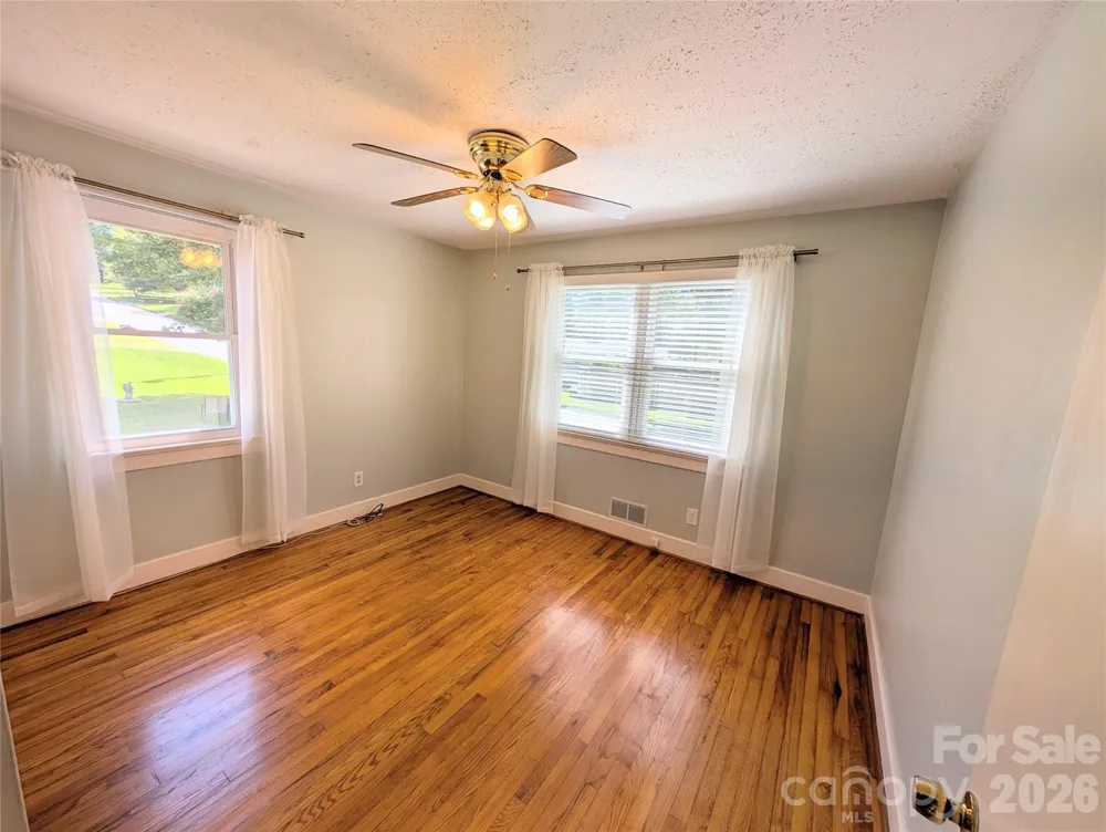 1014 SW Wright Street SW #5 Lenoir, NC 28645