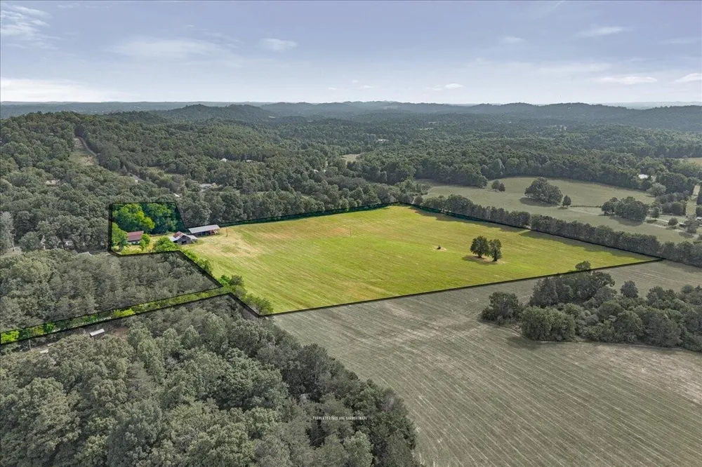 21 County Road 675 Riceville, TN 37370