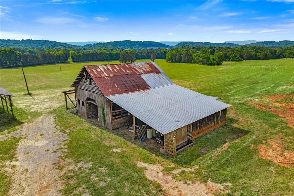 21 County Road 675 Riceville, TN 37370