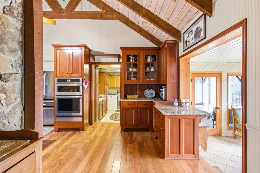 209 County Road 576 Englewood, TN 37329