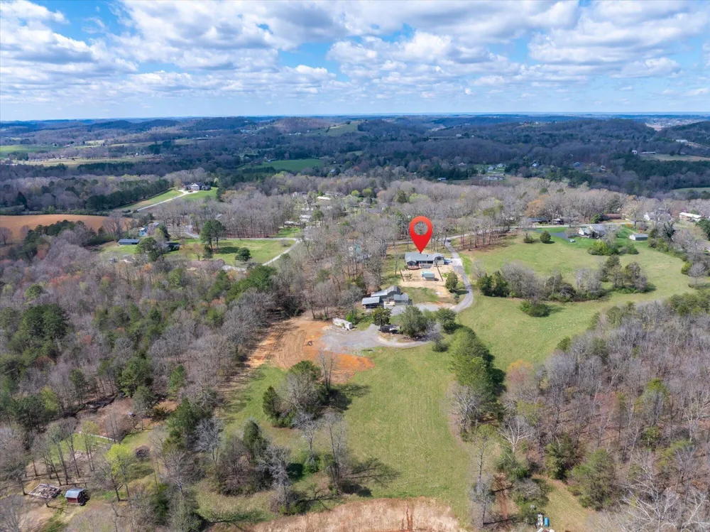 209 County Road 576 Englewood, TN 37329