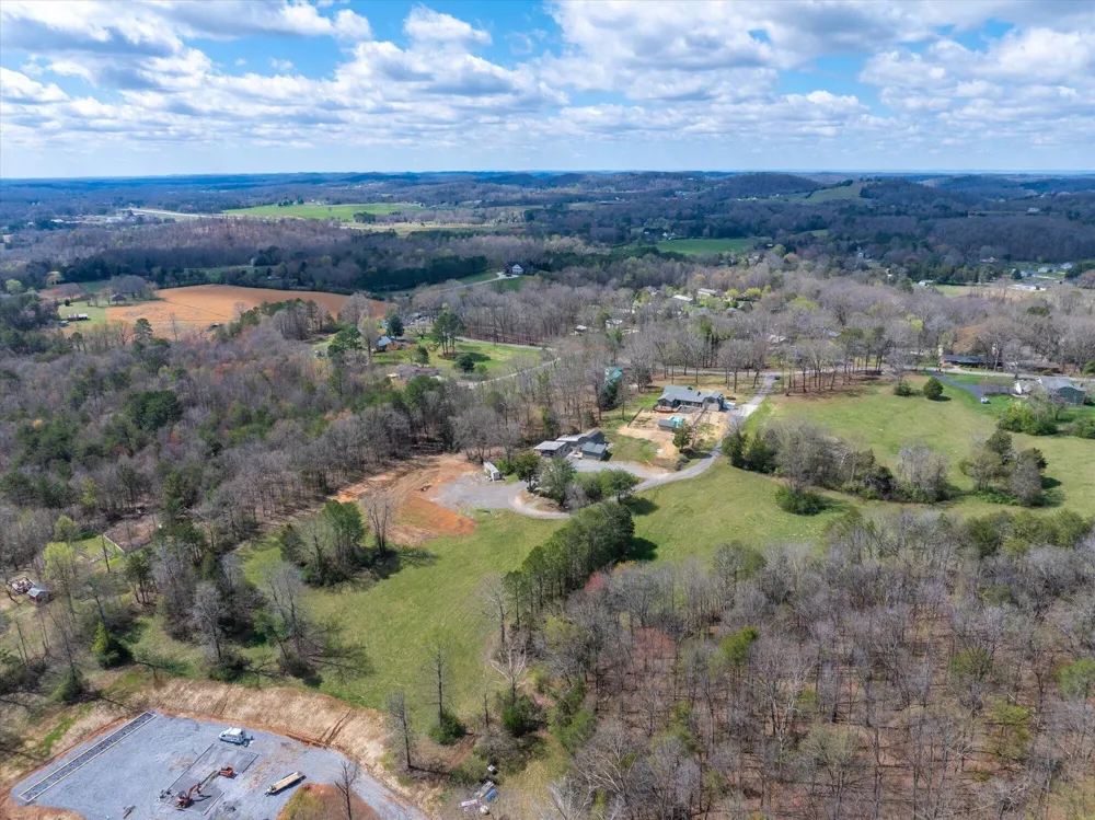 209 County Road 576 Englewood, TN 37329