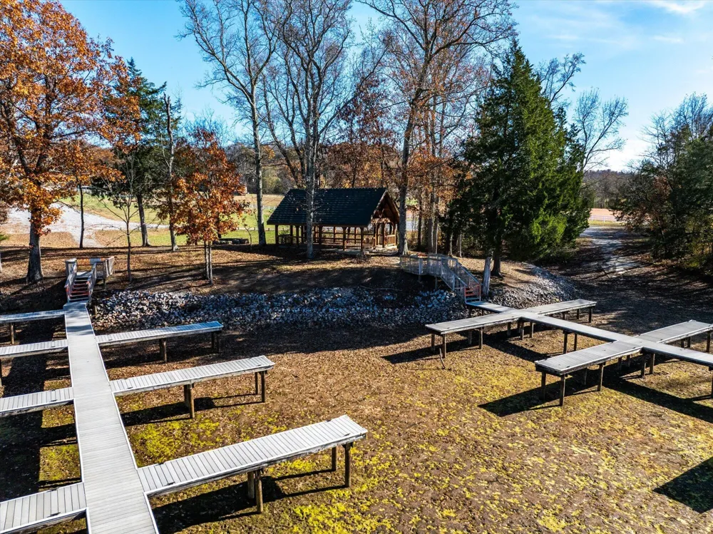 65 The Gates Drive Decatur, TN 37322