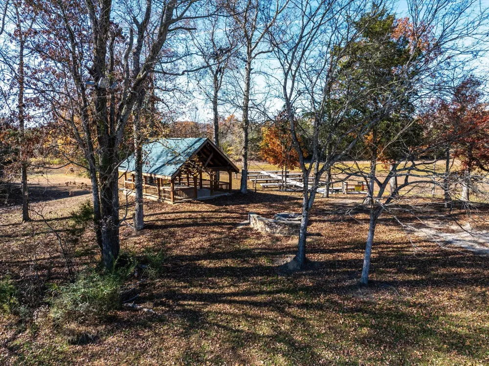 65 The Gates Drive Decatur, TN 37322