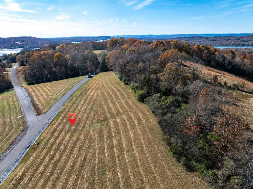 65 The Gates Drive Decatur, TN 37322