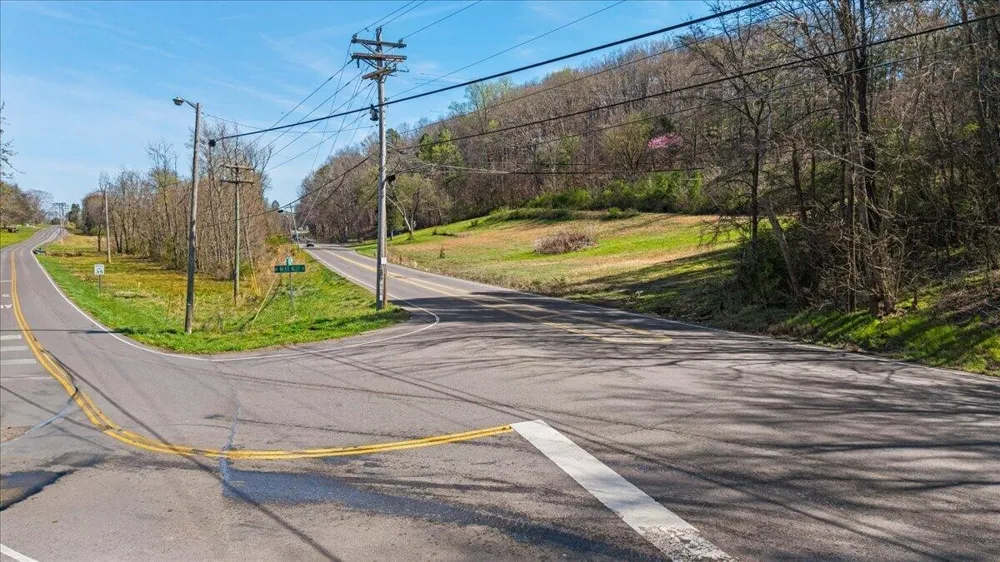 24 N Lee Highway Cleveland, TN 37312