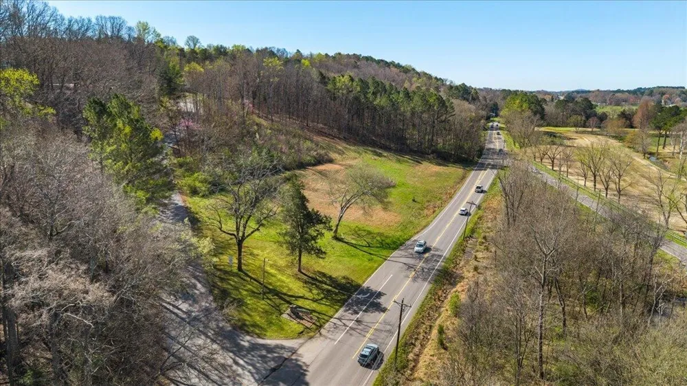 24 N Lee Highway Cleveland, TN 37312