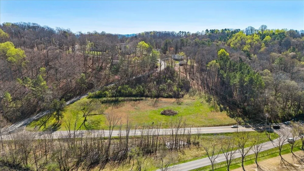 24 N Lee Highway Cleveland, TN 37312