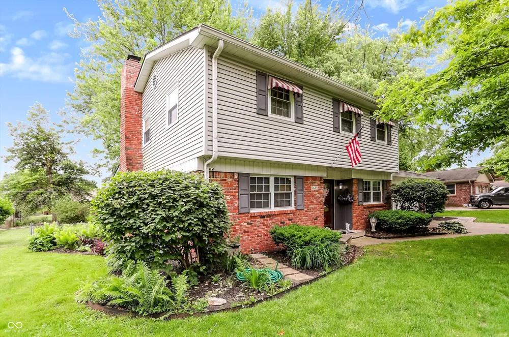 7633 Singleton Street Indianapolis, IN 46227