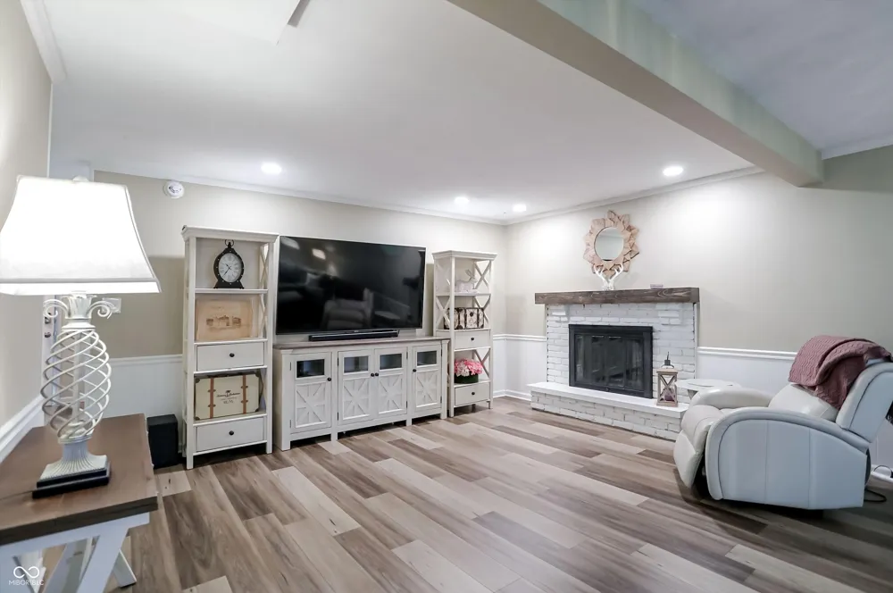 7633 Singleton Street Indianapolis, IN 46227
