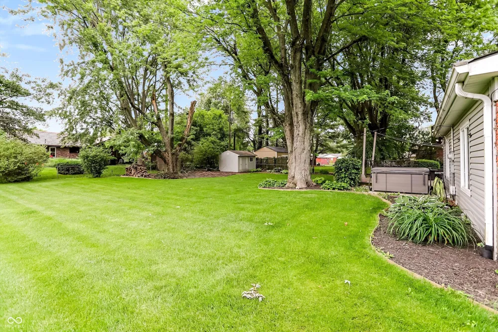 7633 Singleton Street Indianapolis, IN 46227