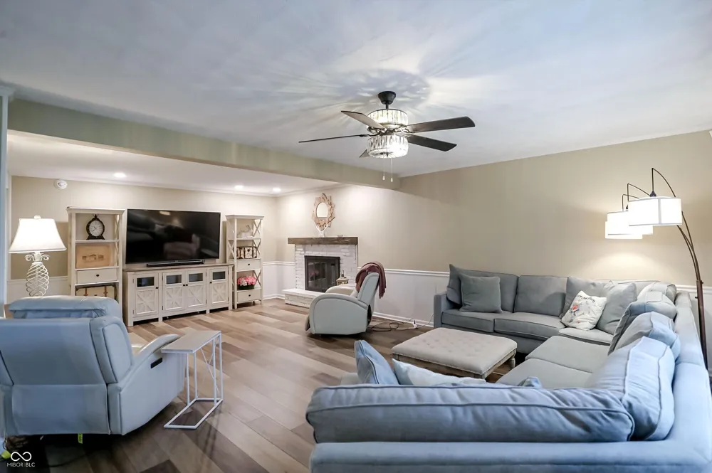 7633 Singleton Street Indianapolis, IN 46227