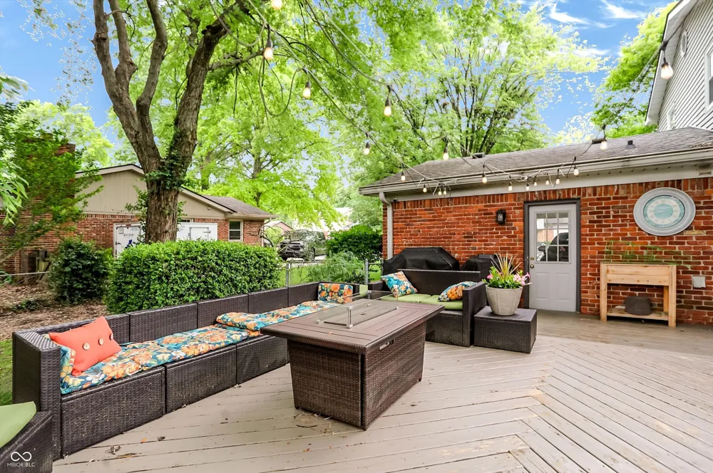 7633 Singleton Street Indianapolis, IN 46227