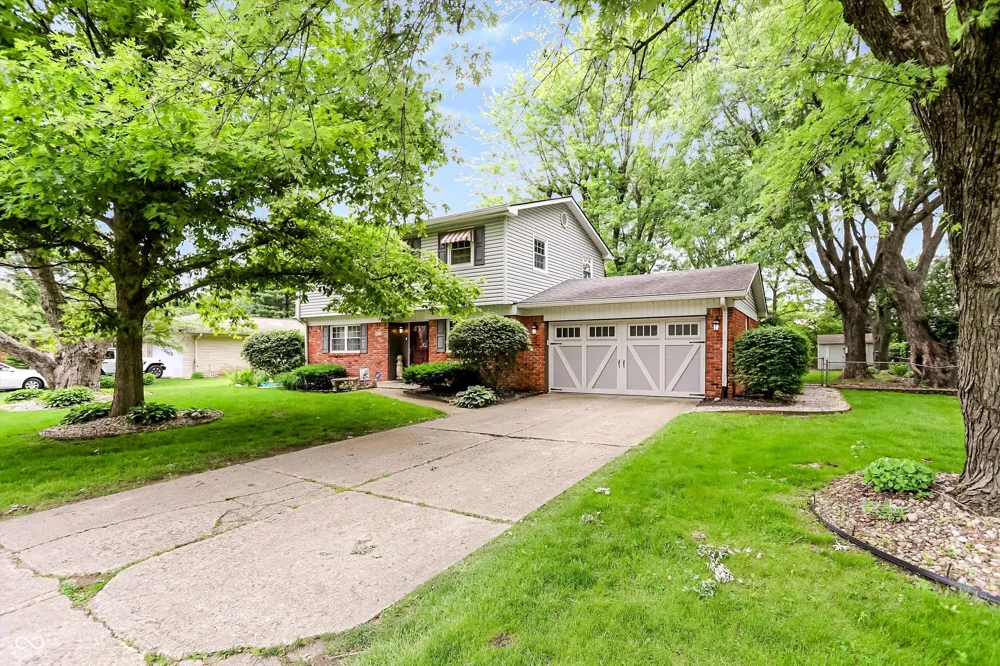 7633 Singleton Street Indianapolis, IN 46227