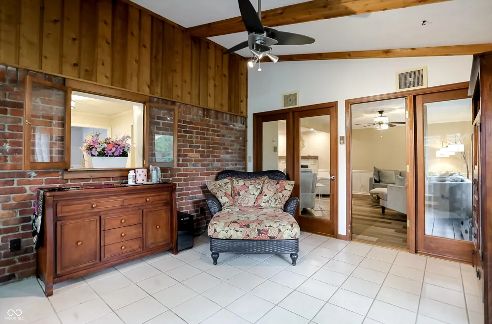 7633 Singleton Street Indianapolis, IN 46227