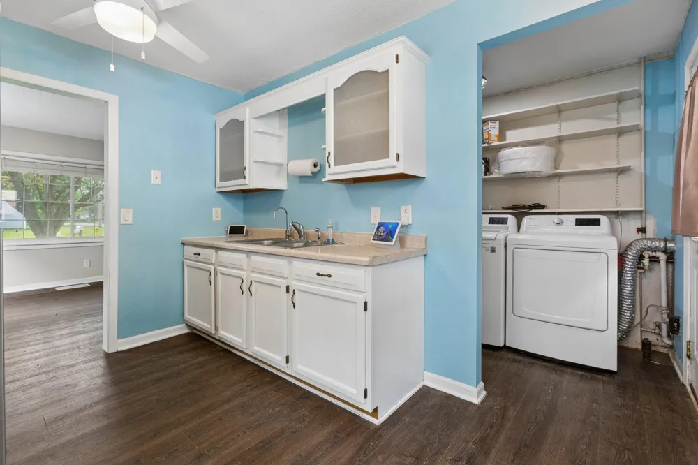 1602 Baker Drive Kalamazoo Charter Township, MI 49048