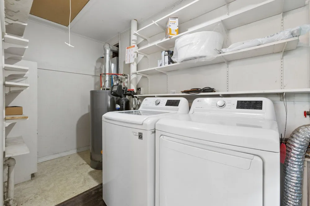 1602 Baker Drive Kalamazoo Charter Township, MI 49048