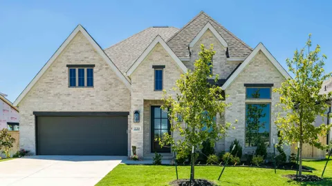 220 Snakeroot Trail