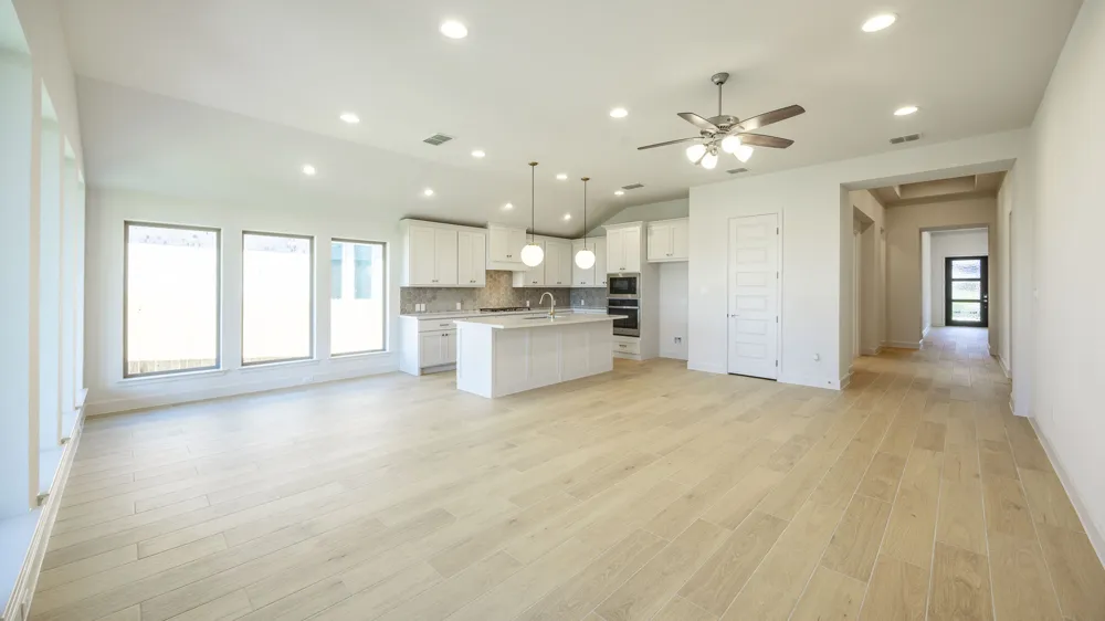 216 Montecido Drive Liberty Hill, TX 78642