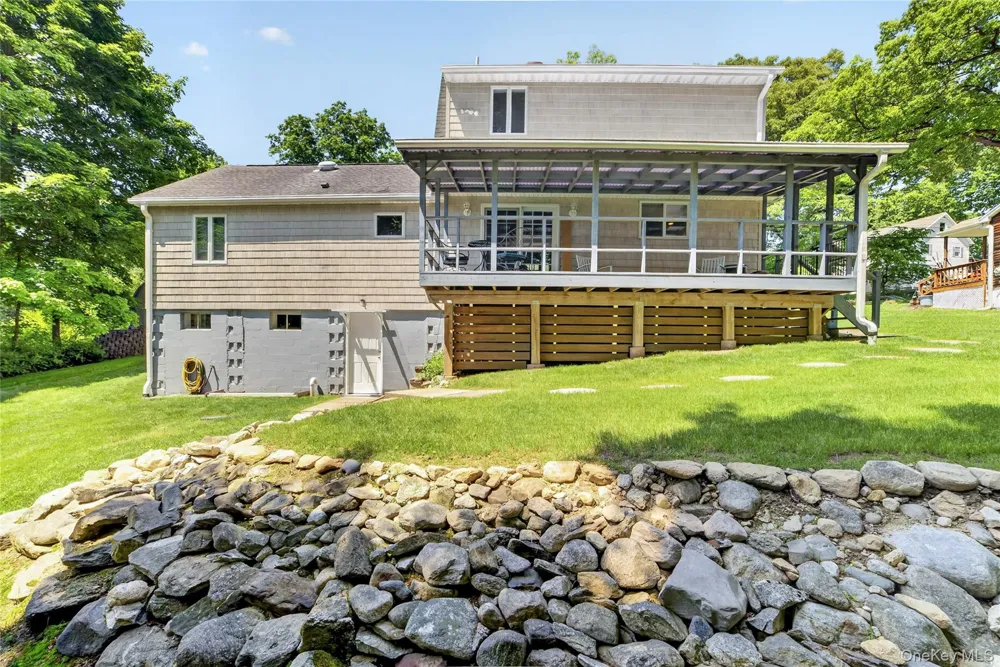30 Brandeis Avenue Mohegan Lake, NY 10547