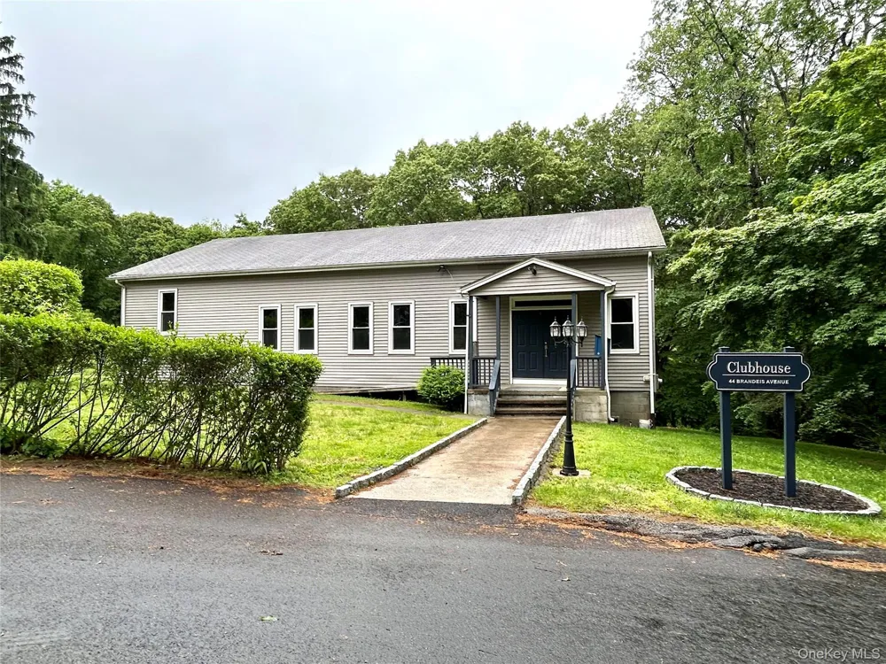 30 Brandeis Avenue Mohegan Lake, NY 10547