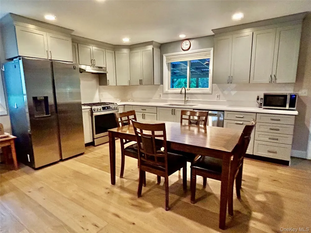 30 Brandeis Avenue Mohegan Lake, NY 10547
