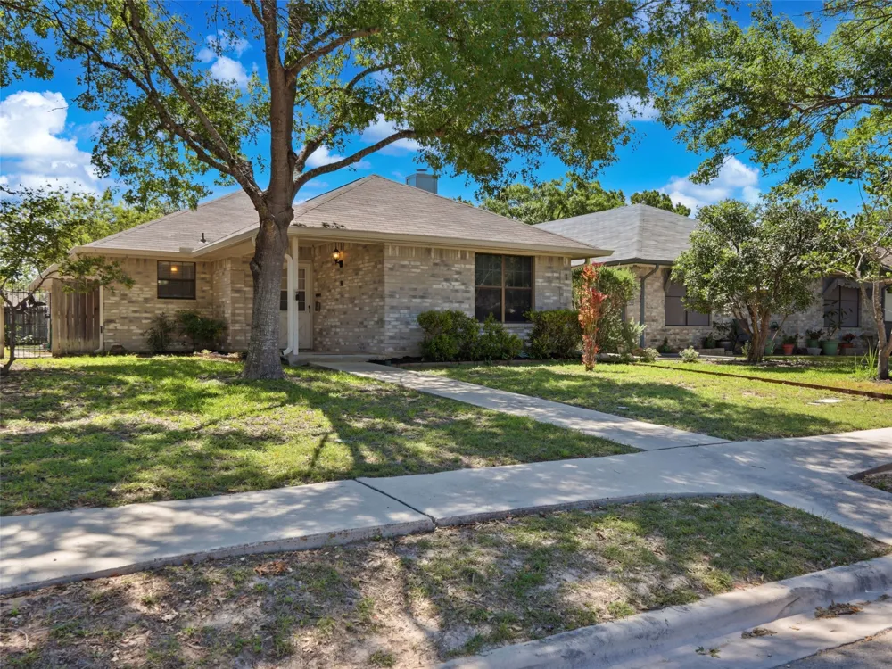 526 Riverside Drive New Braunfels, TX 78130
