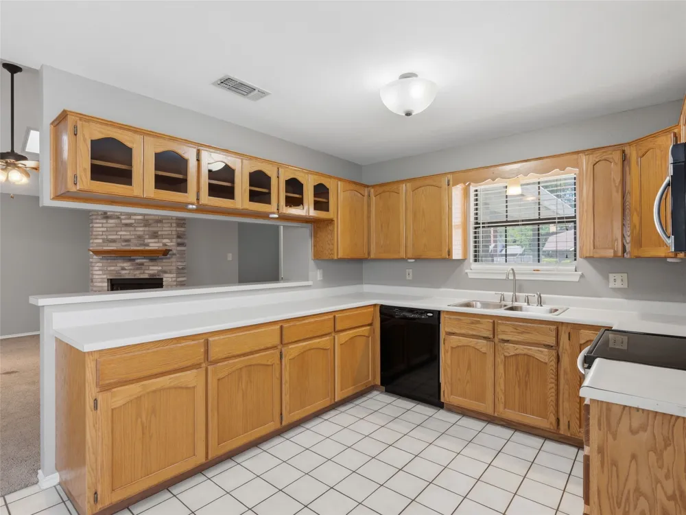 526 Riverside Drive New Braunfels, TX 78130