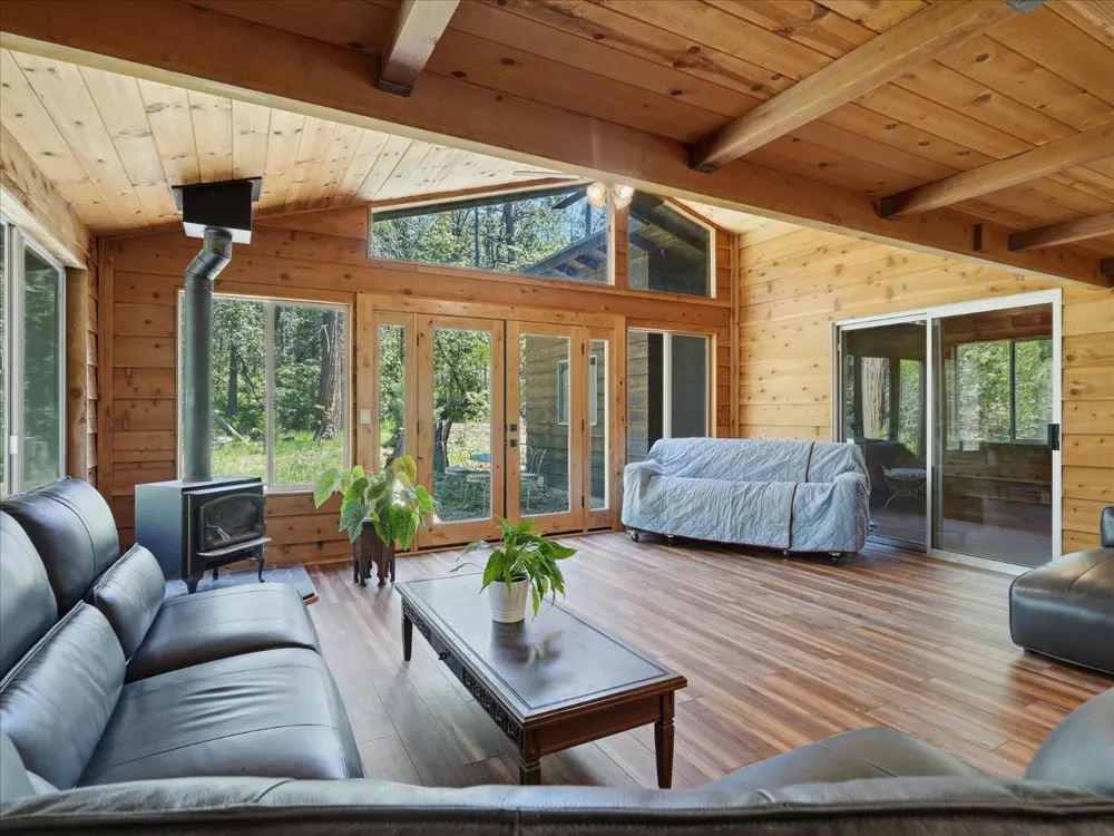 59967 Cascadel Road North Fork, CA 93643