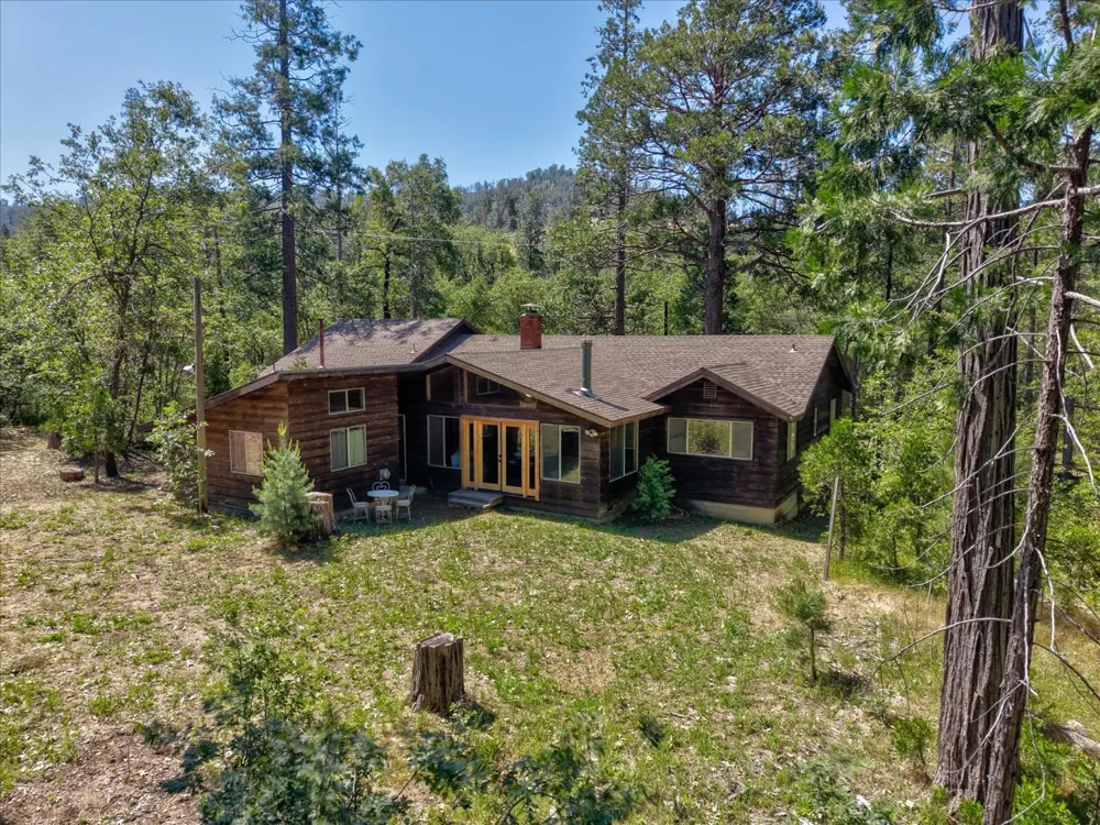 59967 Cascadel Road North Fork, CA 93643