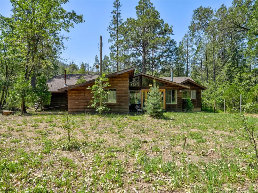 59967 Cascadel Road North Fork, CA 93643
