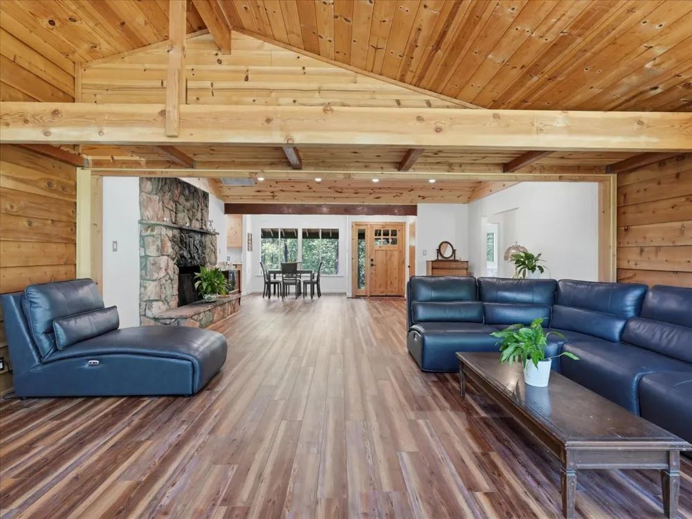 59967 Cascadel Road North Fork, CA 93643