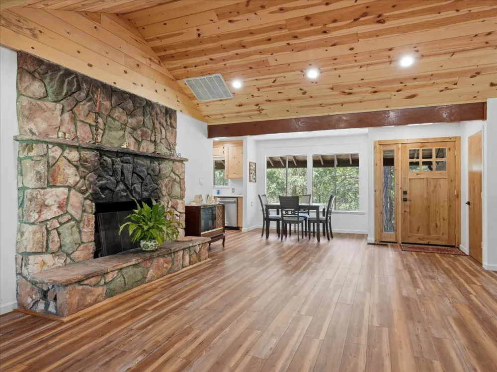 59967 Cascadel Road North Fork, CA 93643