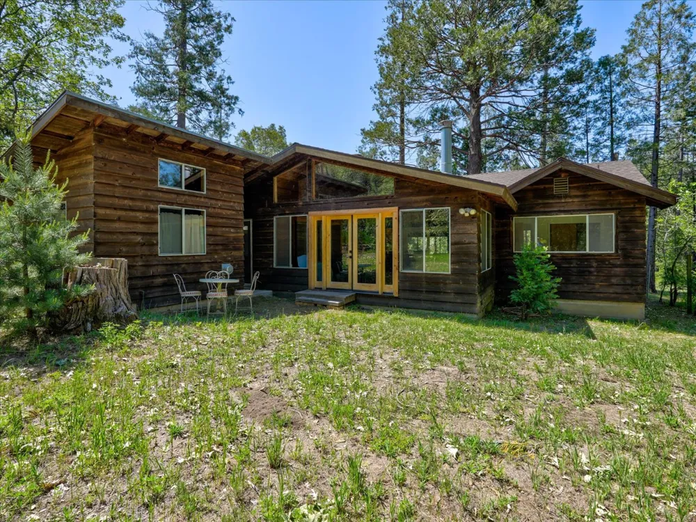 59967 Cascadel Road North Fork, CA 93643