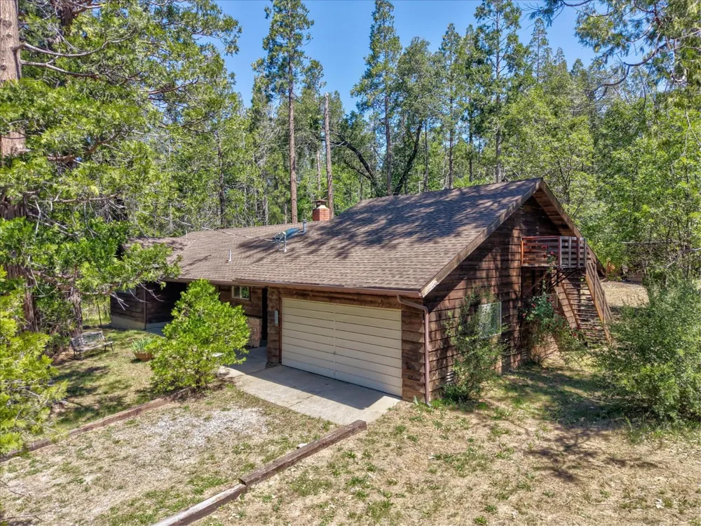 59967 Cascadel Road North Fork, CA 93643