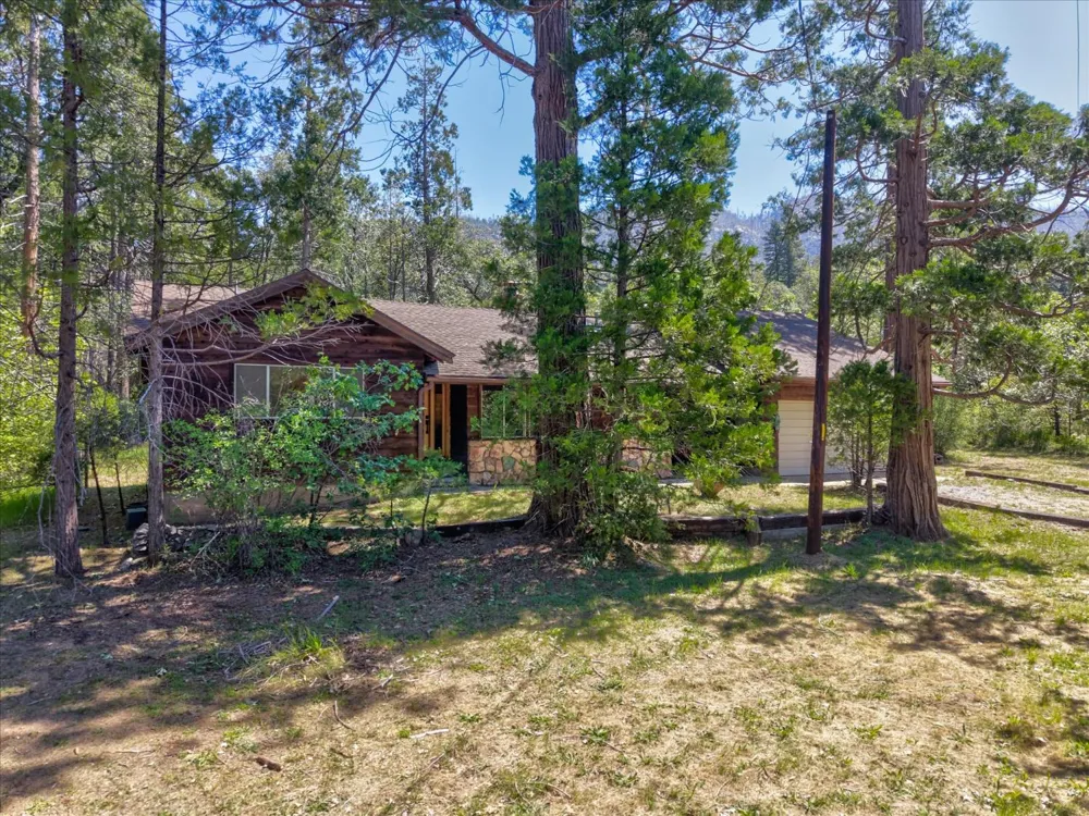 59967 Cascadel Road North Fork, CA 93643