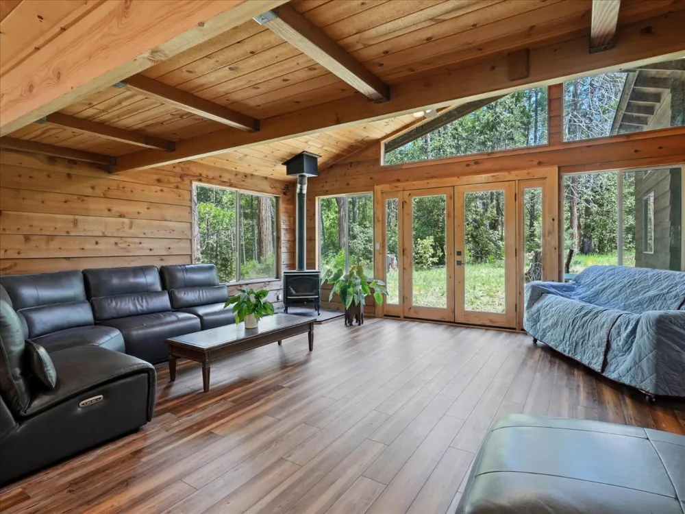 59967 Cascadel Road North Fork, CA 93643