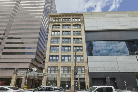 26 E Sixth Street #504
