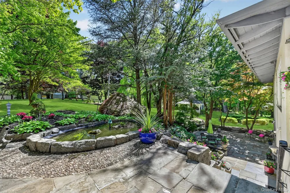 20 Moriah Lane Montebello, NY 10901