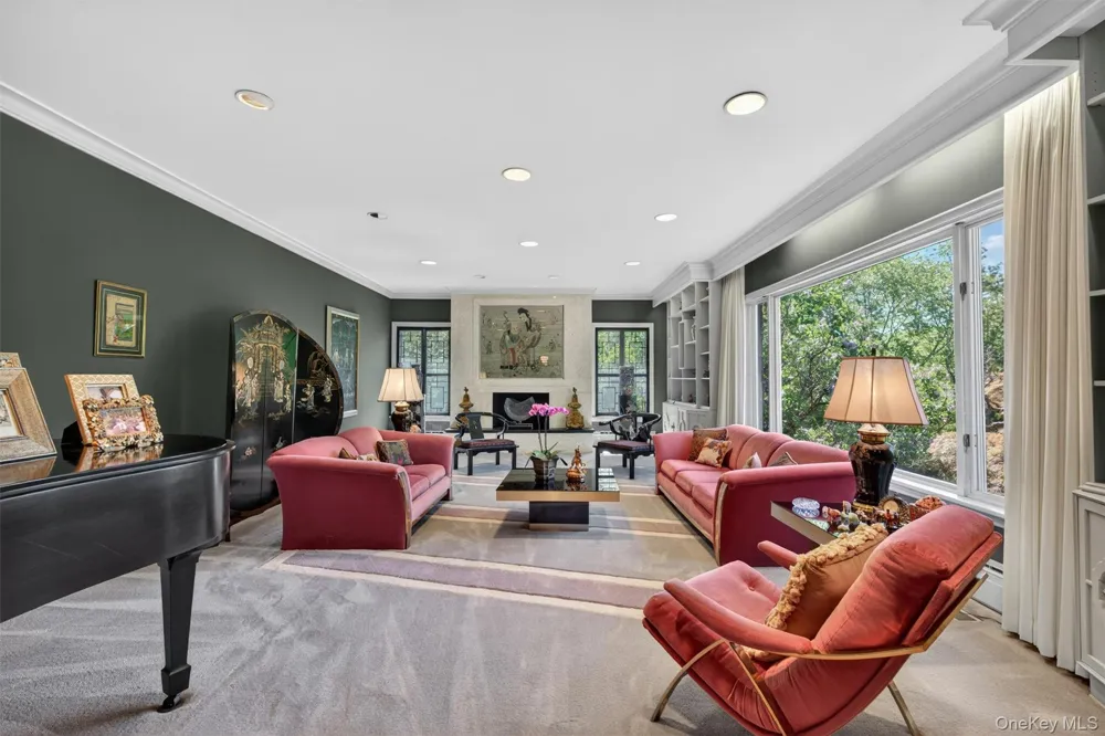 20 Moriah Lane Montebello, NY 10901