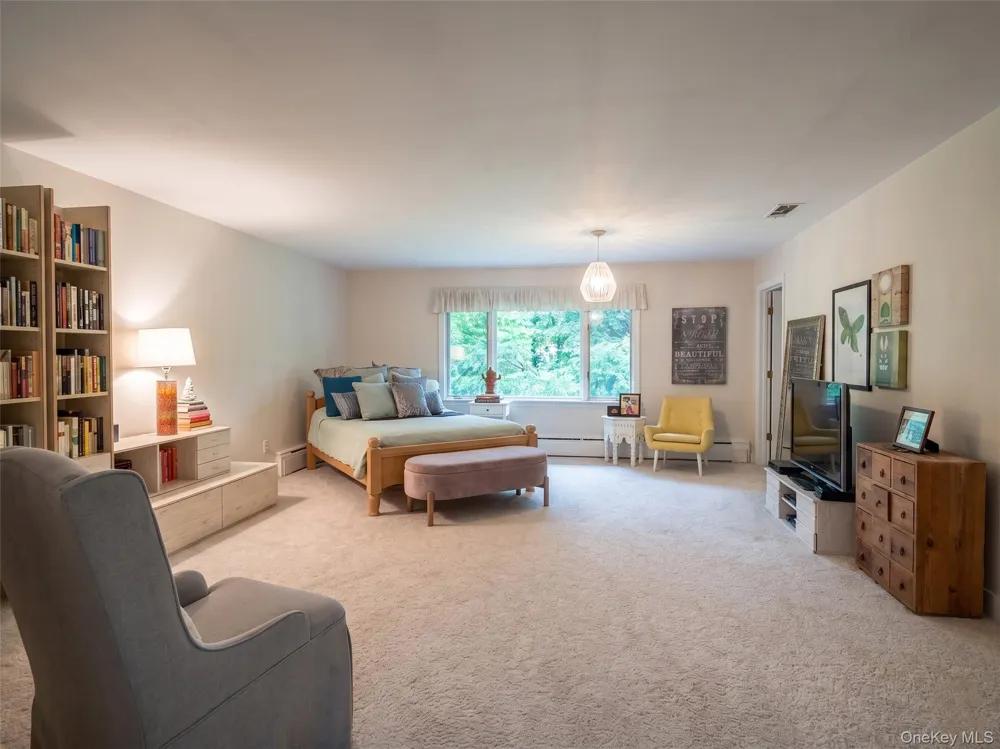 20 Moriah Lane Montebello, NY 10901