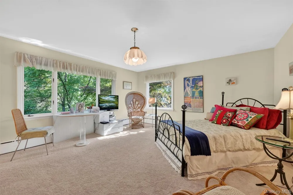 20 Moriah Lane Montebello, NY 10901