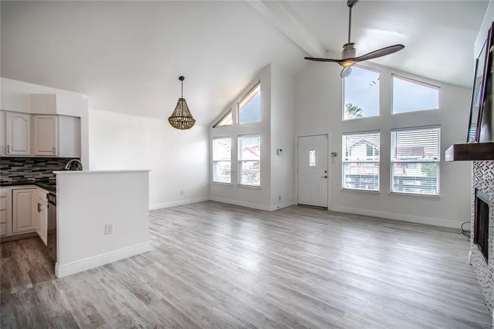 716 Enchanted Harbor Corpus Christi, TX 78402