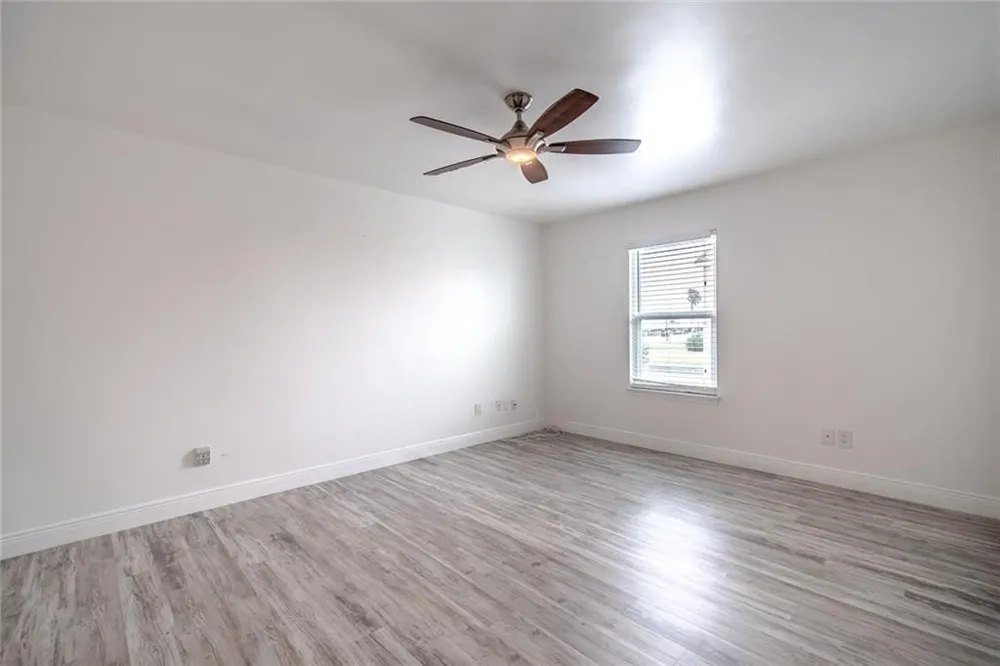 716 Enchanted Harbor Corpus Christi, TX 78402